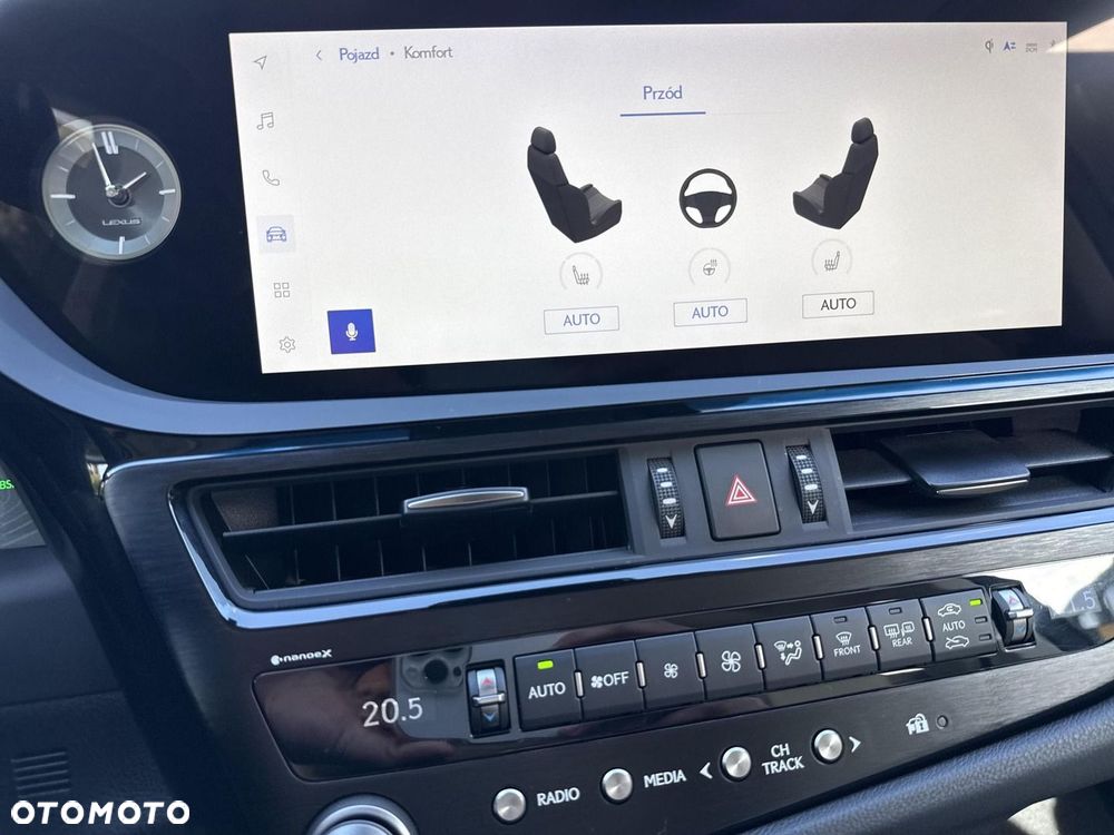 Lexus ES 300h Business Edition - 21
