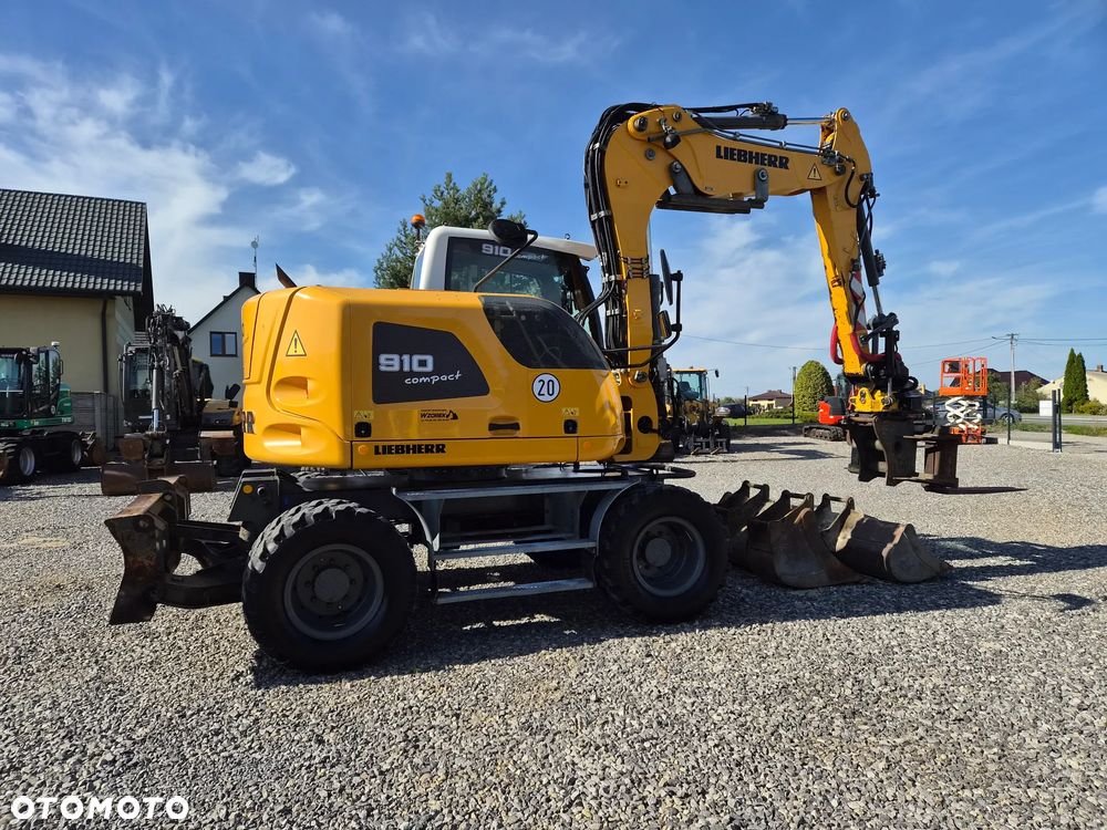 Liebherr A 910 Compact - 5