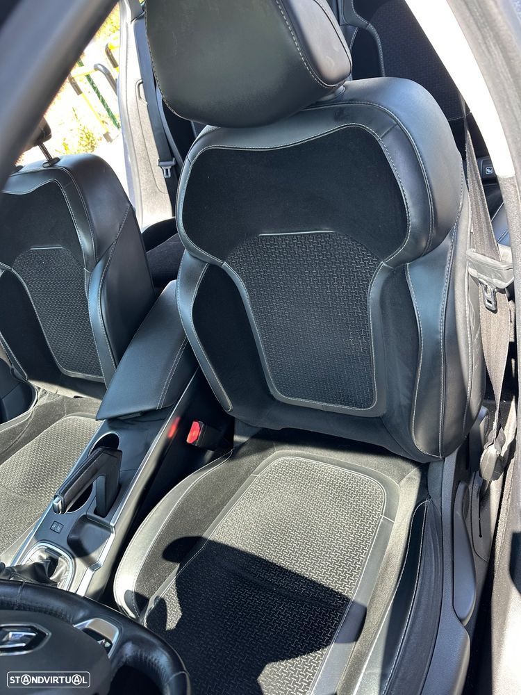 Renault Mégane Sport Tourer 1.5 dCi Intens - 4