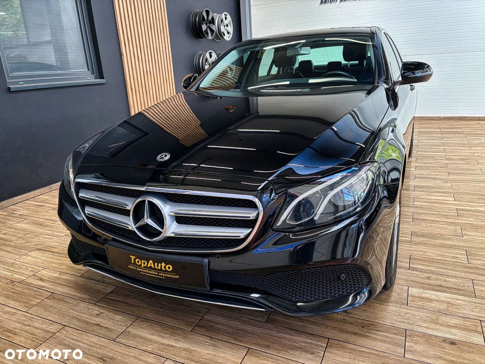 Mercedes-Benz Klasa E 220 d 9G-TRONIC - 14