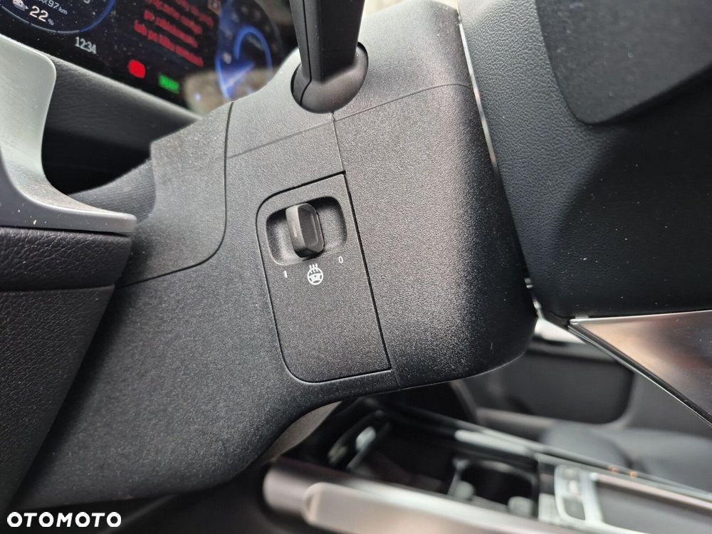 Mercedes-Benz EQB - 18