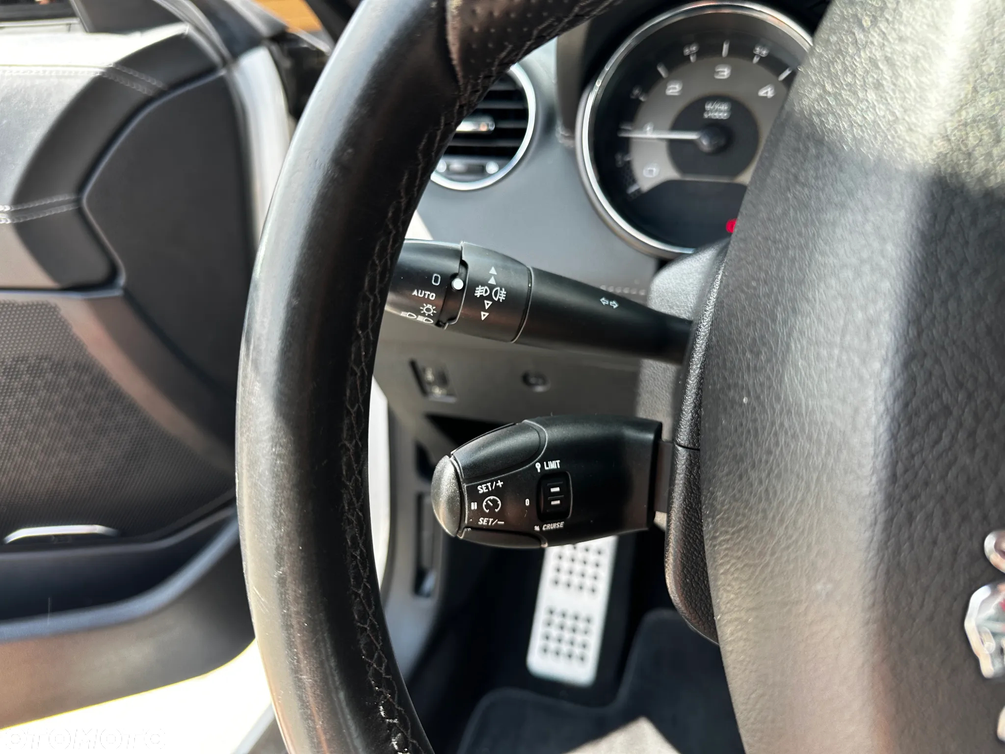 Peugeot RCZ - 9