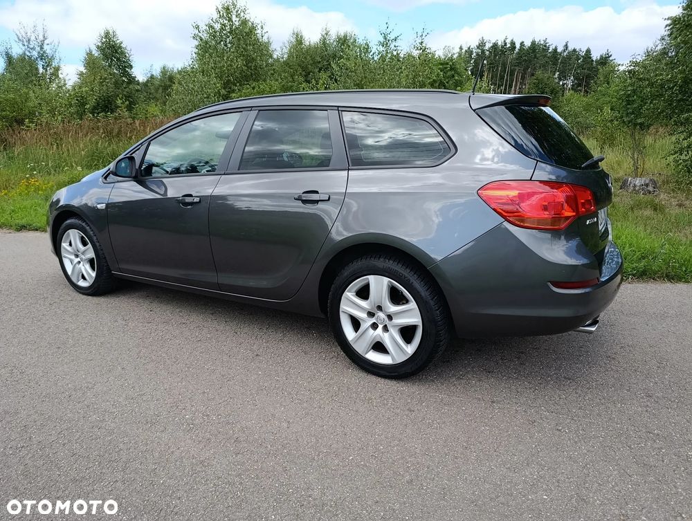 Opel Astra 2.0 CDTI DPF Sport - 31