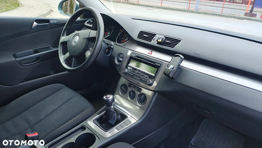 Volkswagen Passat 1.8 TSI Individual - 15