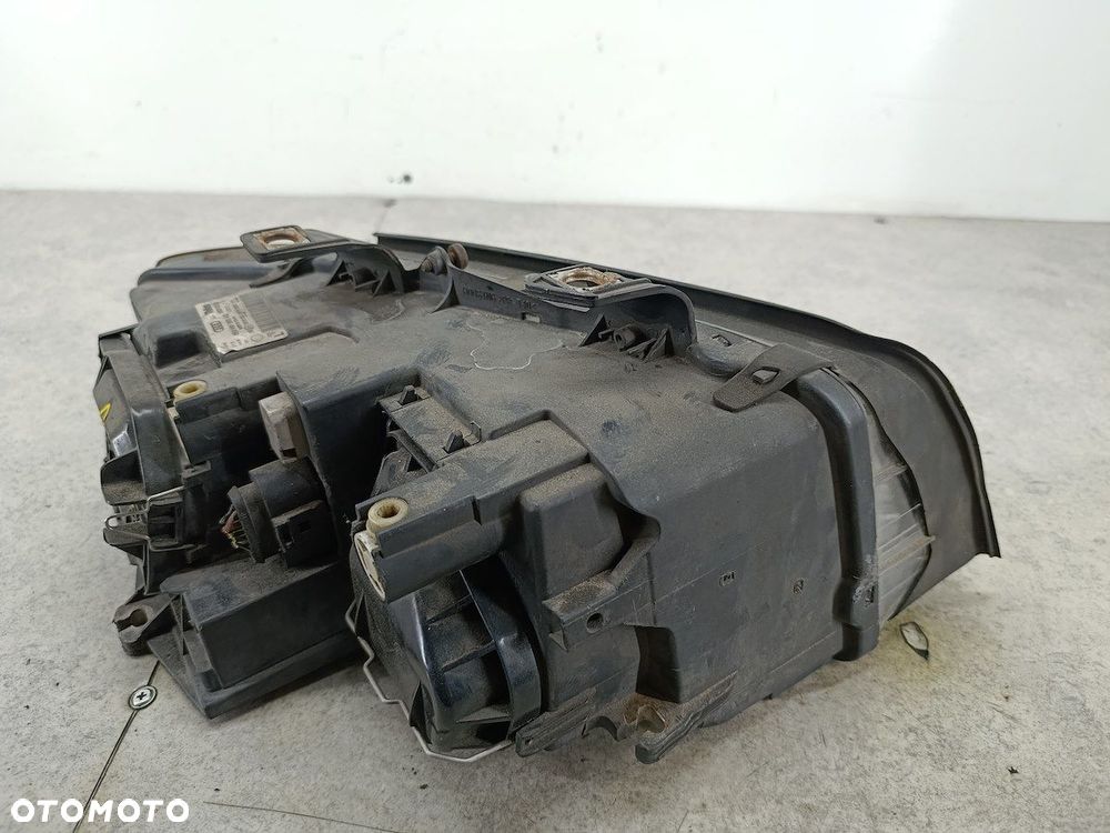 LAMPA PRZÓD LEWA XENON AUDI A4 B6 8E0941003AQ 89310230 89035113  VALEO - 9