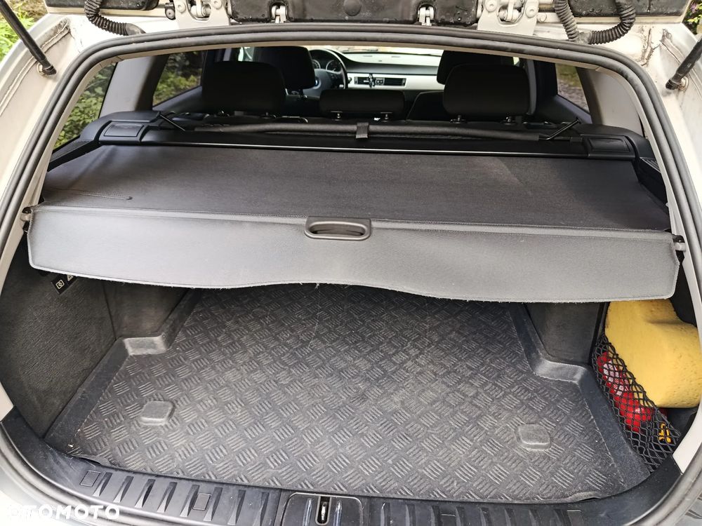 BMW Seria 3 318d DPF - 17