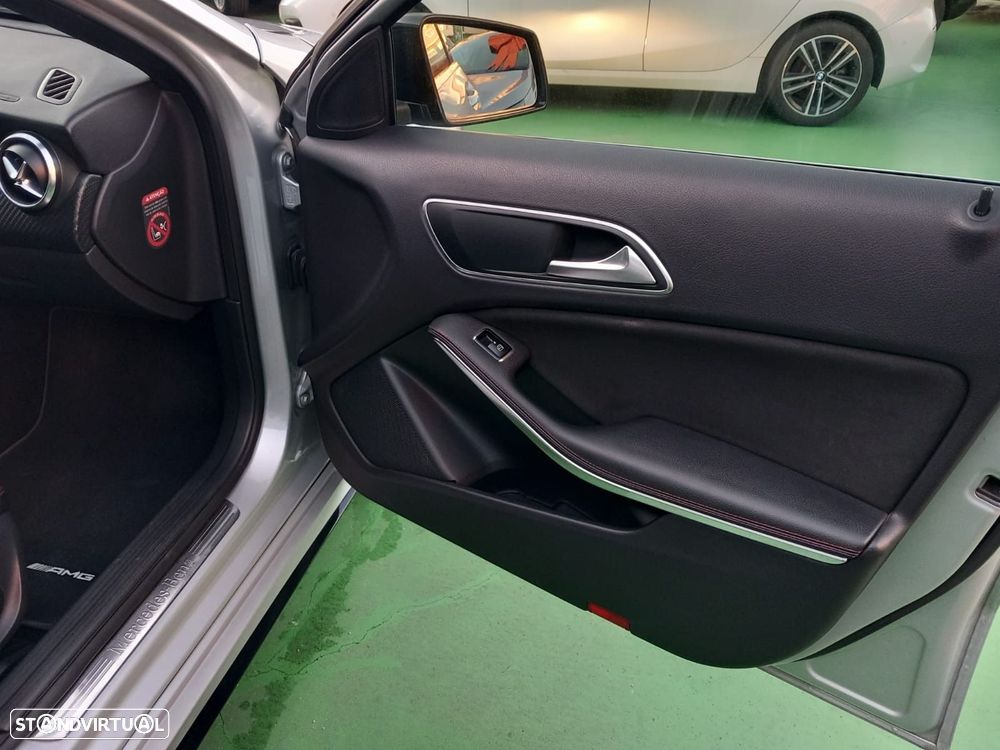 Mercedes-Benz A 180 d AMG Line - 9