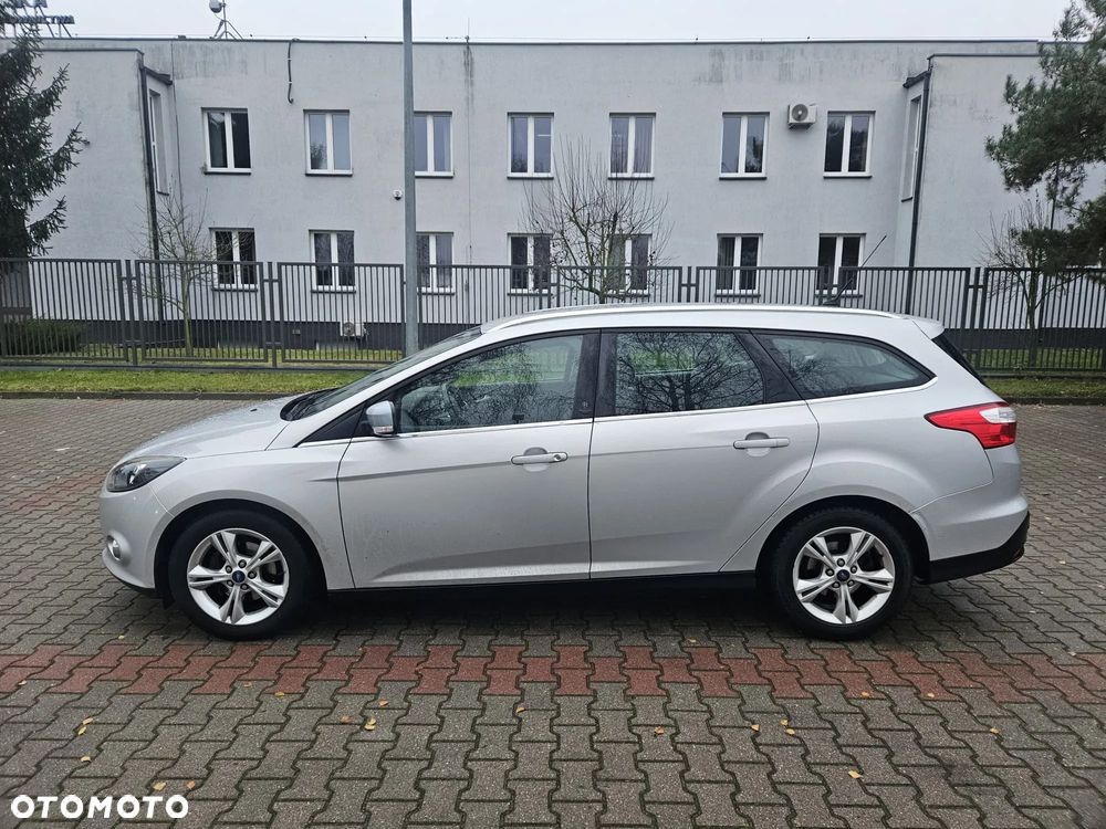 Ford Focus 1.6 TDCi DPF Champions Edition - 4
