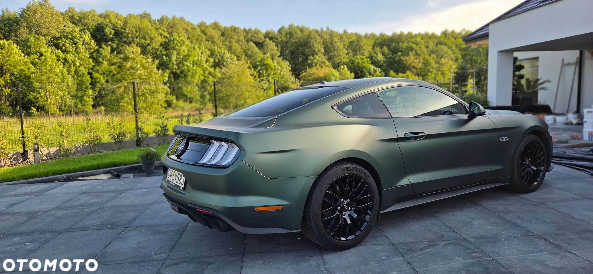 Ford Mustang 5.0 V8 GT - 10
