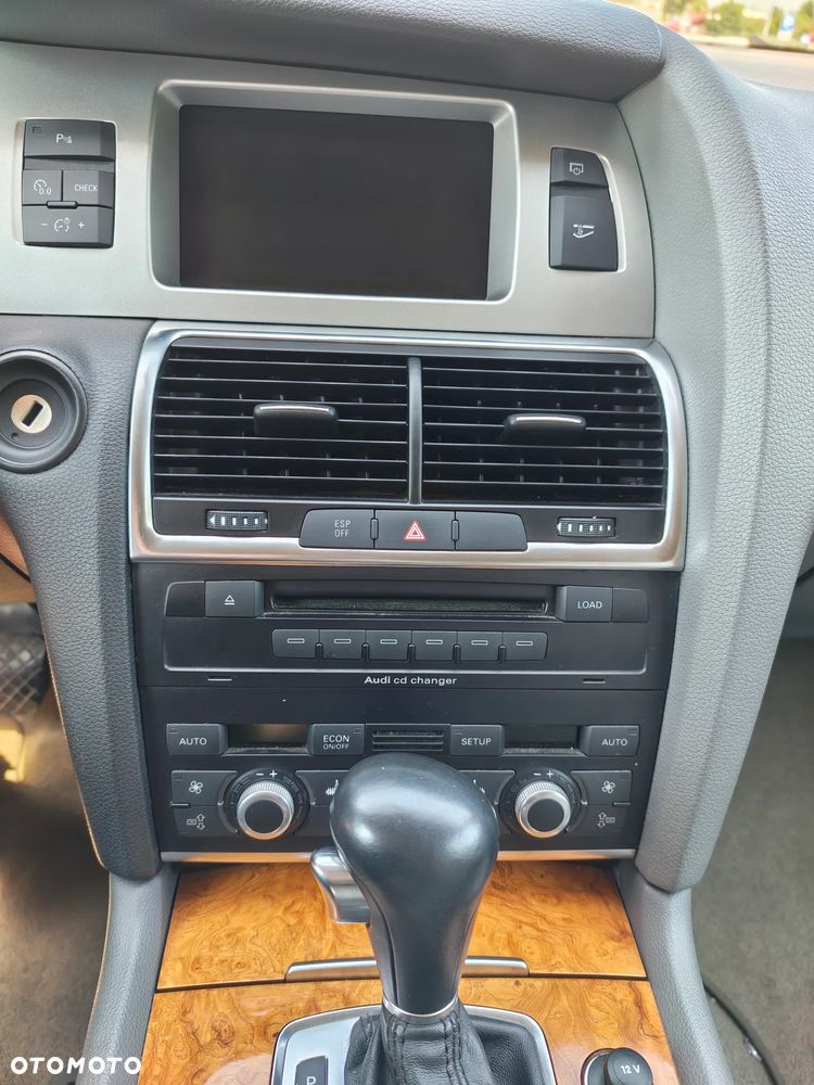 Audi Q7 - 11