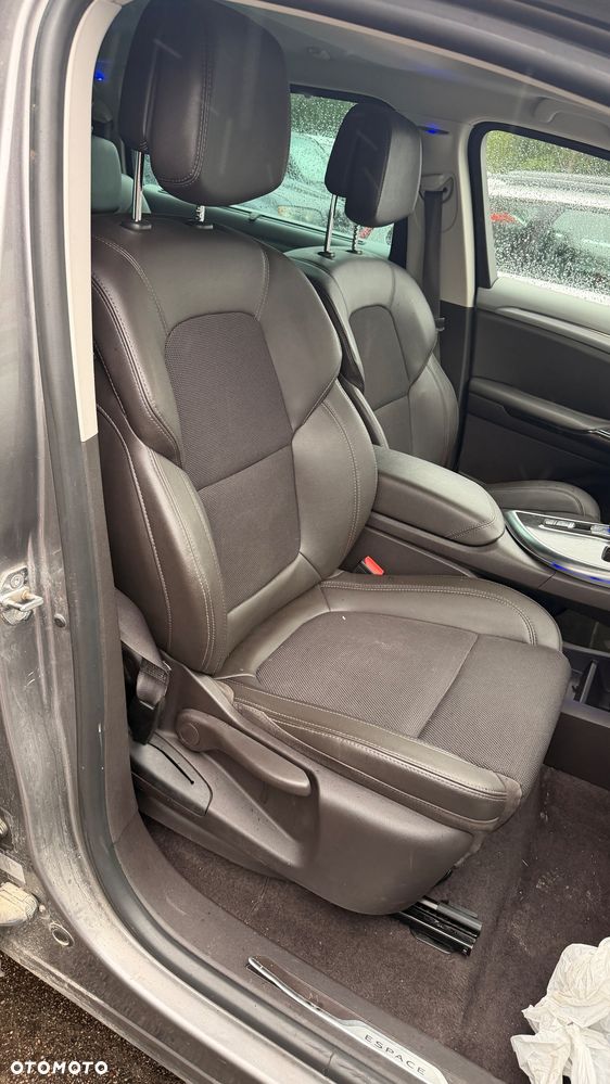 Renault Espace 1.6 dCi Energy Magnetic EDC 7os - 9