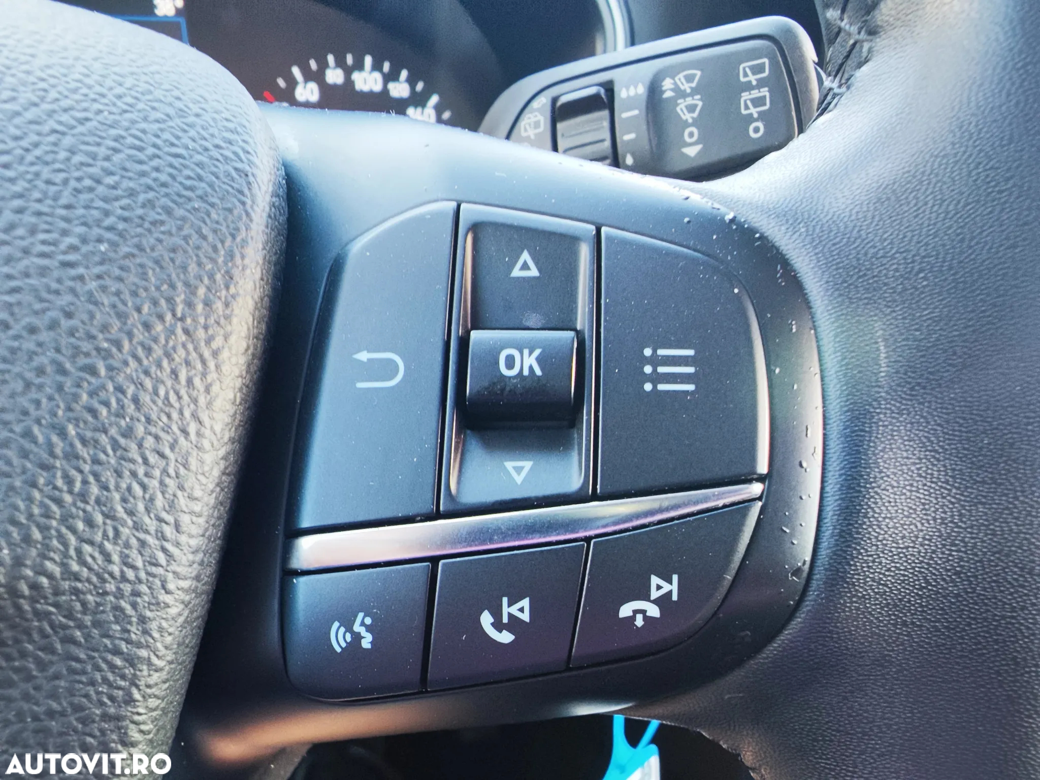 Ford Focus Turnier 1.5 EcoBlue Start-Stopp-System Aut. ACTIVE - 24