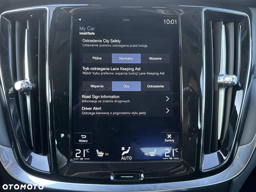 Volvo V60 D3 SCR - 25