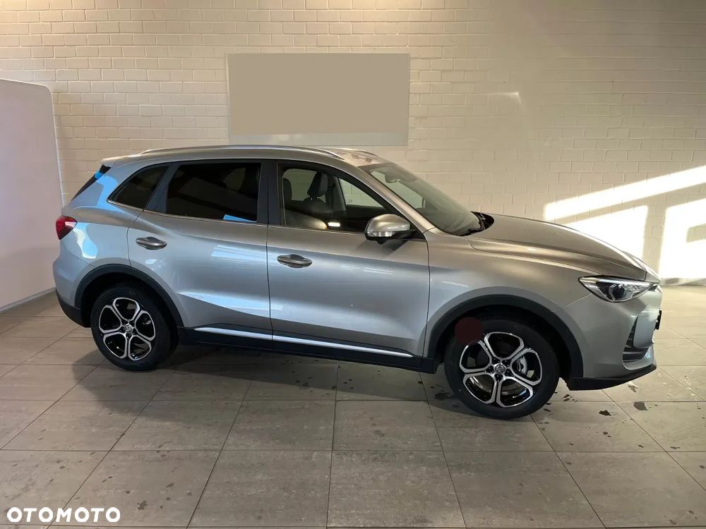 MG ZS Hybrid+ - 3