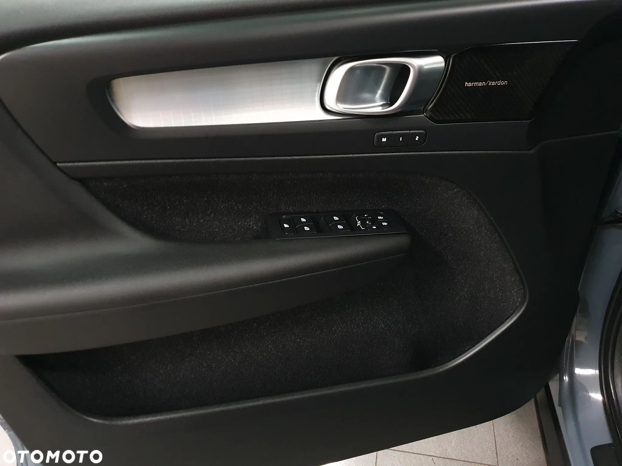 Volvo XC 40 D3 R-Design - 21