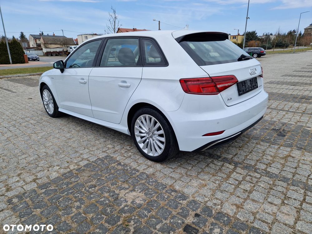 Audi A3 Sportback 1.4 TFSI e-tron S tronic - 2
