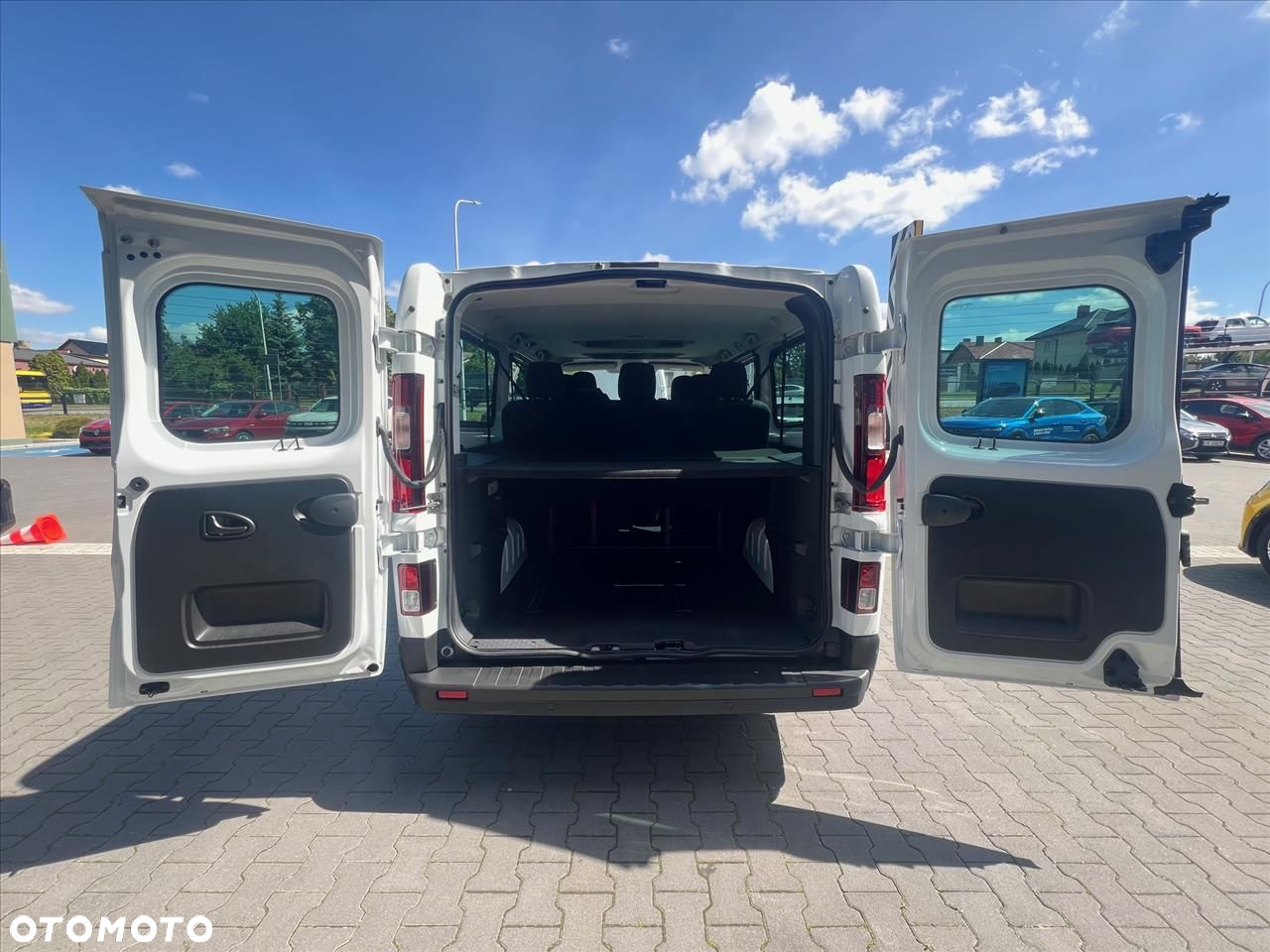 Renault trafic - 12