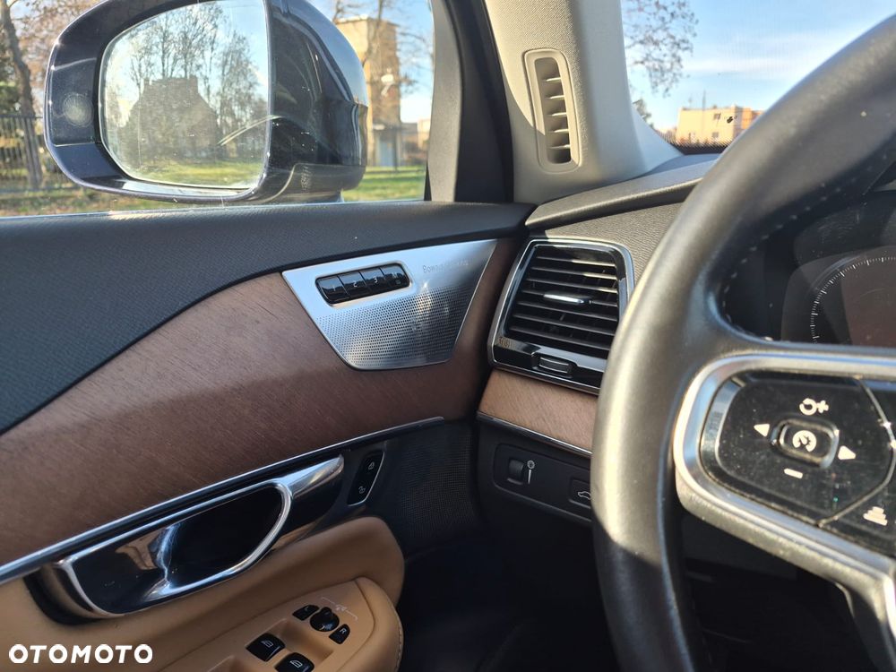 Volvo XC 90 D5 AWD Momentum - 6