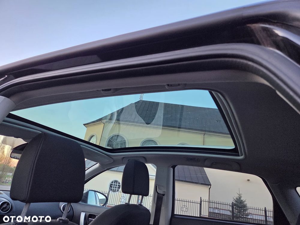 Nissan Qashqai 2.0 Tekna - 8