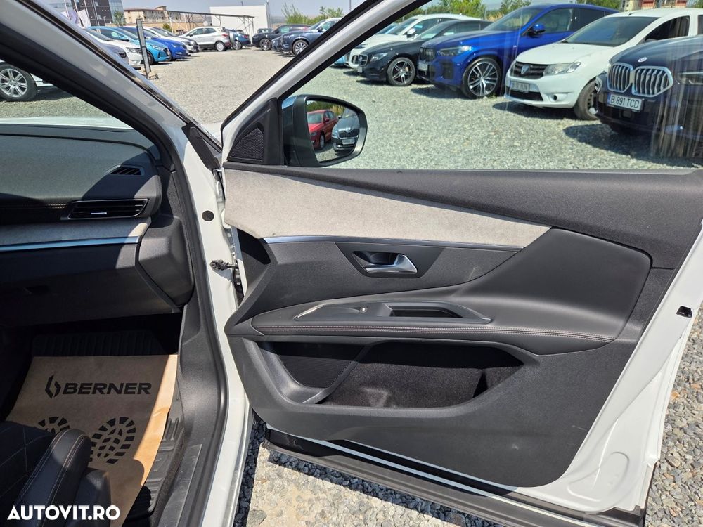 Peugeot 5008 BlueHDI 180 EAT8 GT - 17