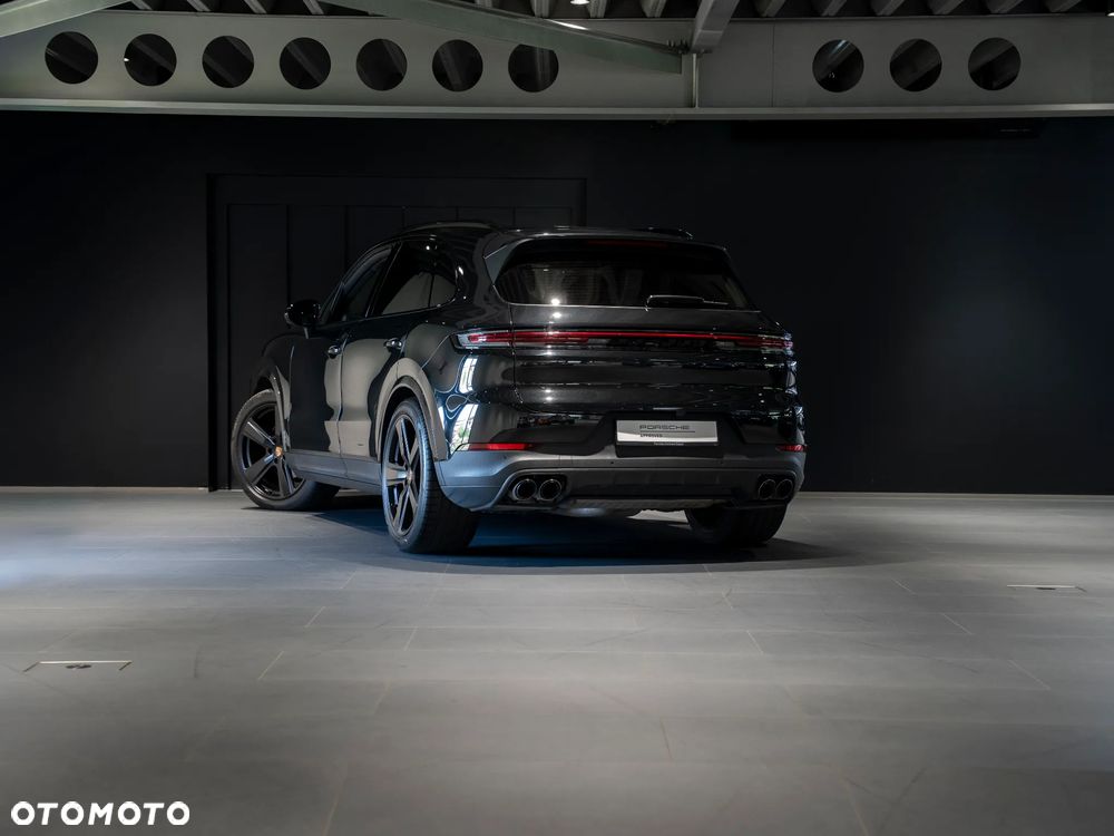 Porsche Cayenne Standard - 3