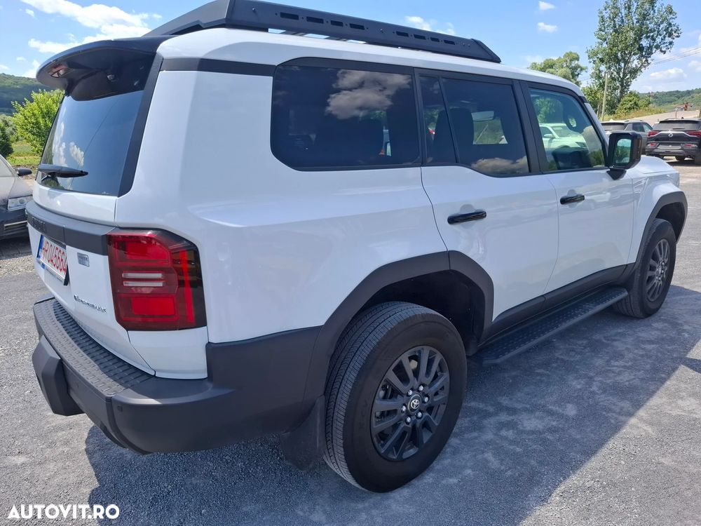 Toyota Land Cruiser 250 - 10
