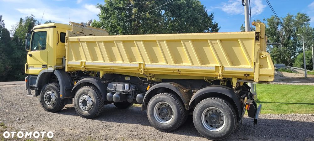Mercedes-Benz Actros - 7