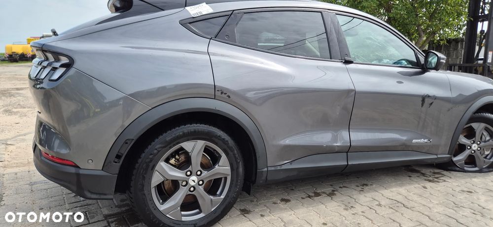 Ford Mustang Mach-E 98kWh RWD - 7
