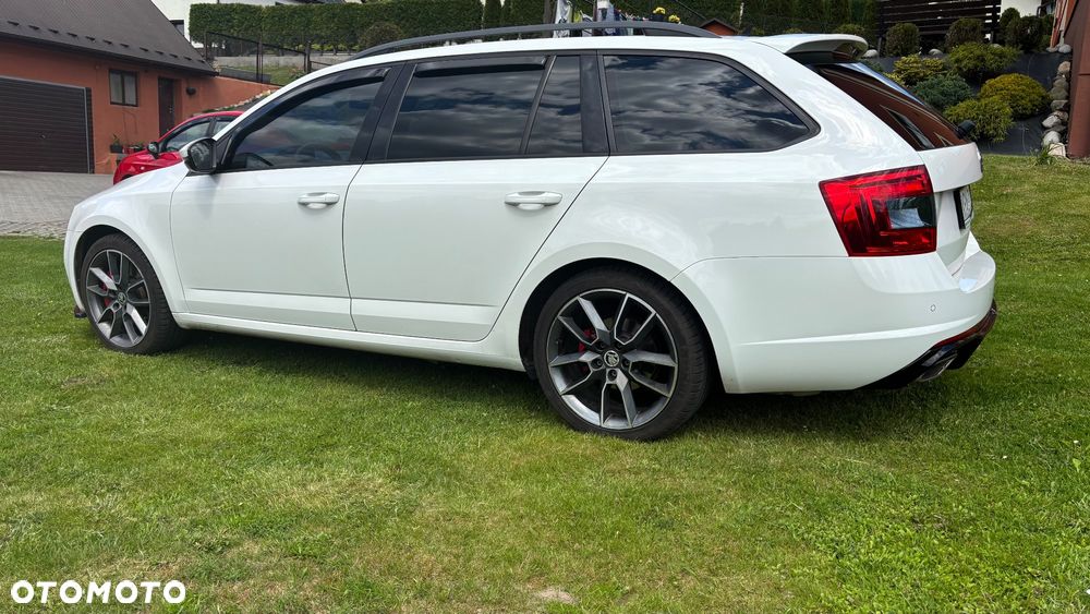 Skoda Octavia 2.0 TDI RS DSG - 7