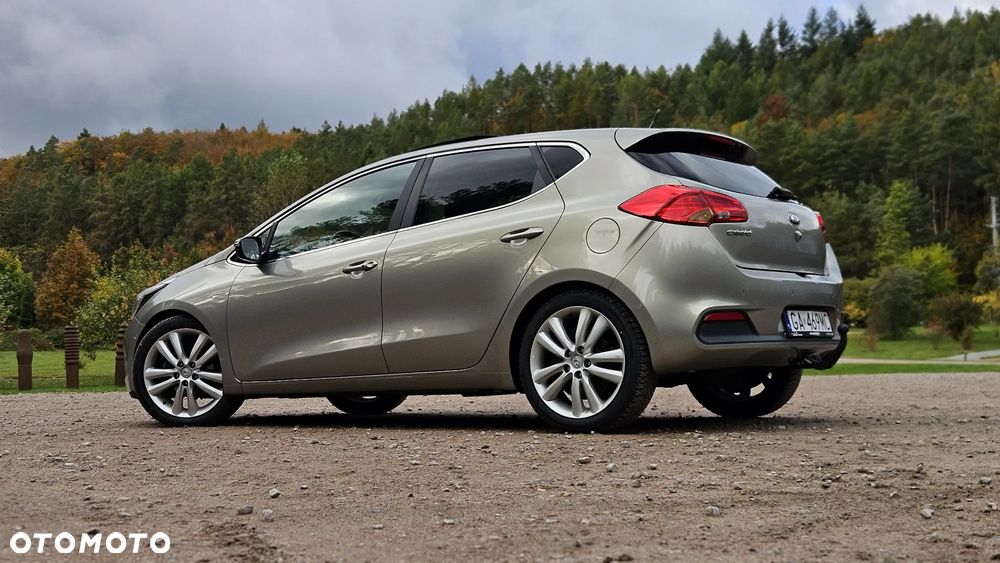 Kia Ceed 1.6 GDI DCT Platinum Edition - 2