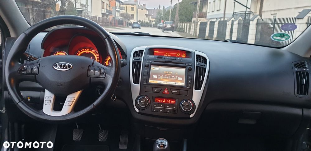 Kia Ceed 1.4 S Euro2012 - 19