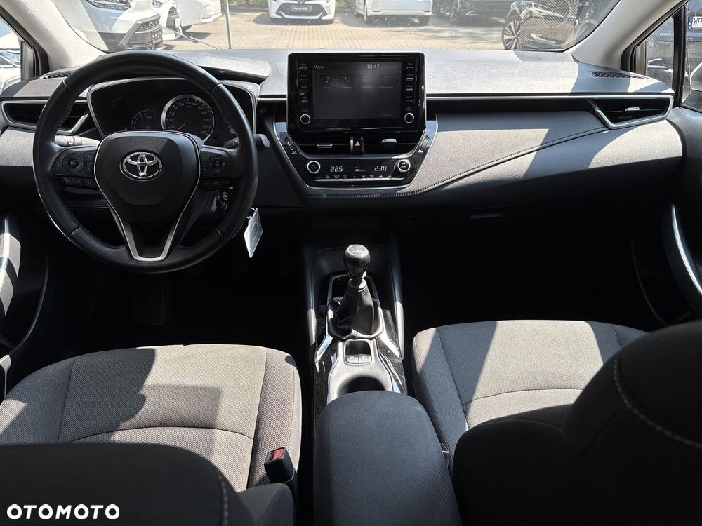 Toyota Corolla - 4