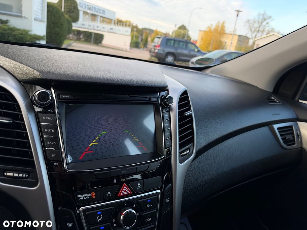 Hyundai i30 1.6 Premium - 7