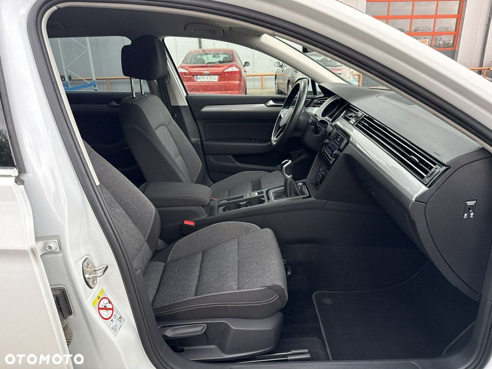 Volkswagen Passat 1.5 TSI EVO Business - 20