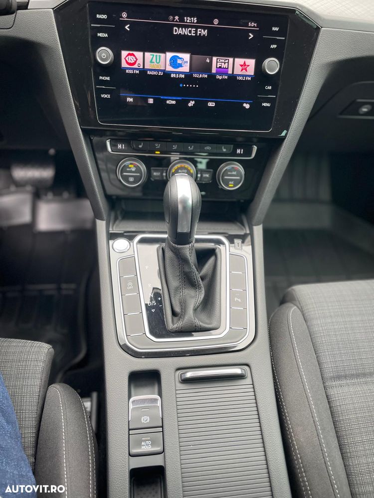 Volkswagen Passat 2.0 TDI DSG Comfortline - 6