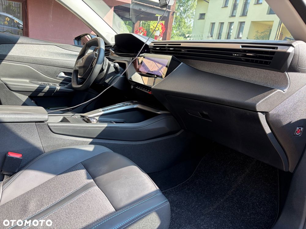 Peugeot 308 1.5 BlueHDi Allure S&S EAT8 - 31
