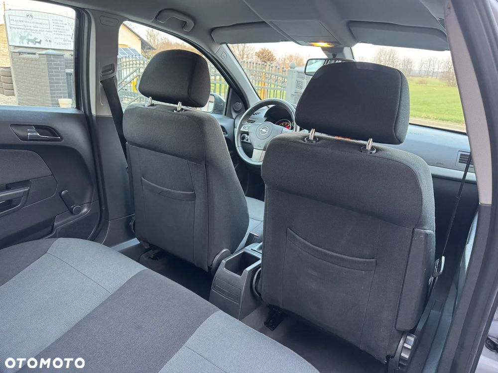 Opel Astra 1.6 Edition - 31
