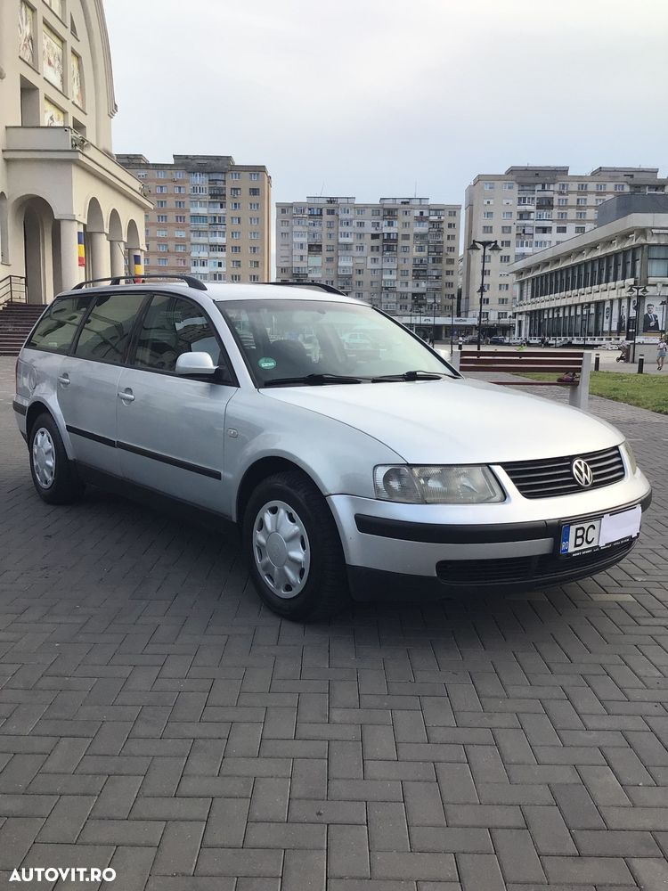 Volkswagen Passat - 2