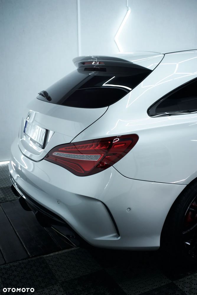 Mercedes-Benz CLA 250 4Matic 7G-DCT Sport - 6