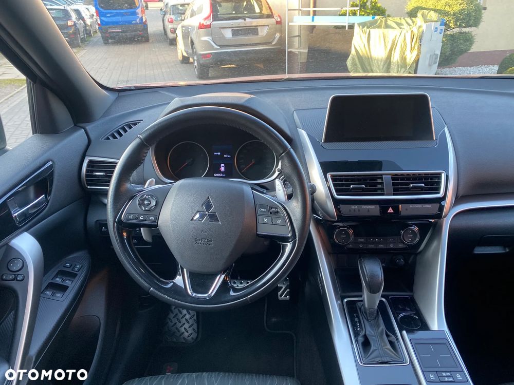 Mitsubishi Eclipse Cross - 9