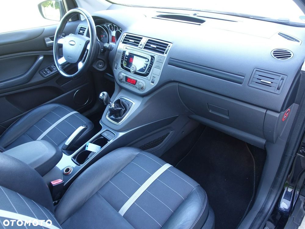 Ford Kuga 2.5 4x4 Titanium - 20