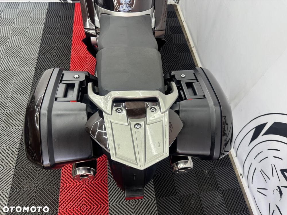 Yamaha FJR - 19