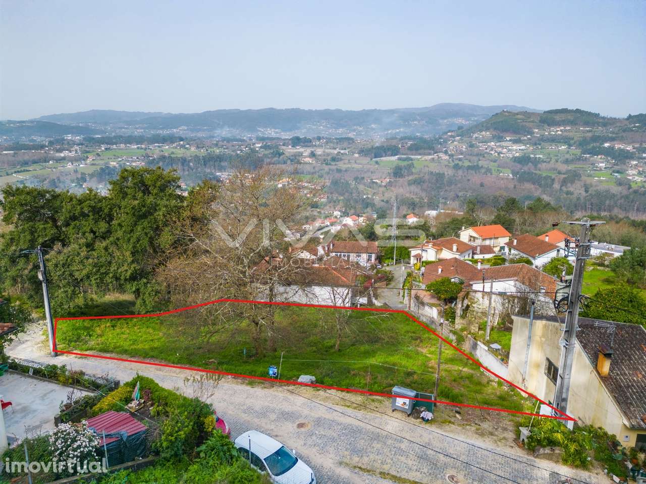 Terreno Urbano  Venda em Caldelas, Sequeiros e Paranhos,Amares - Grande imagem: 4/29