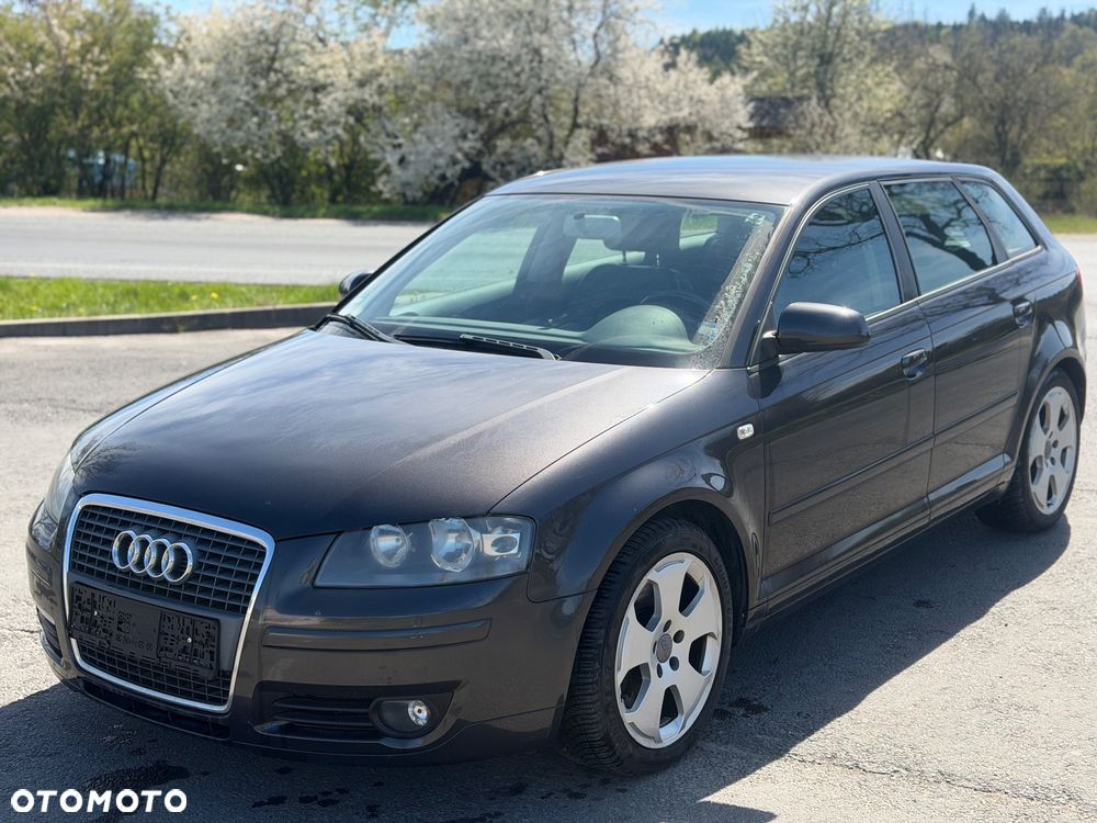 Audi A3 Sportback 2.0 TFSI Attraction - 11