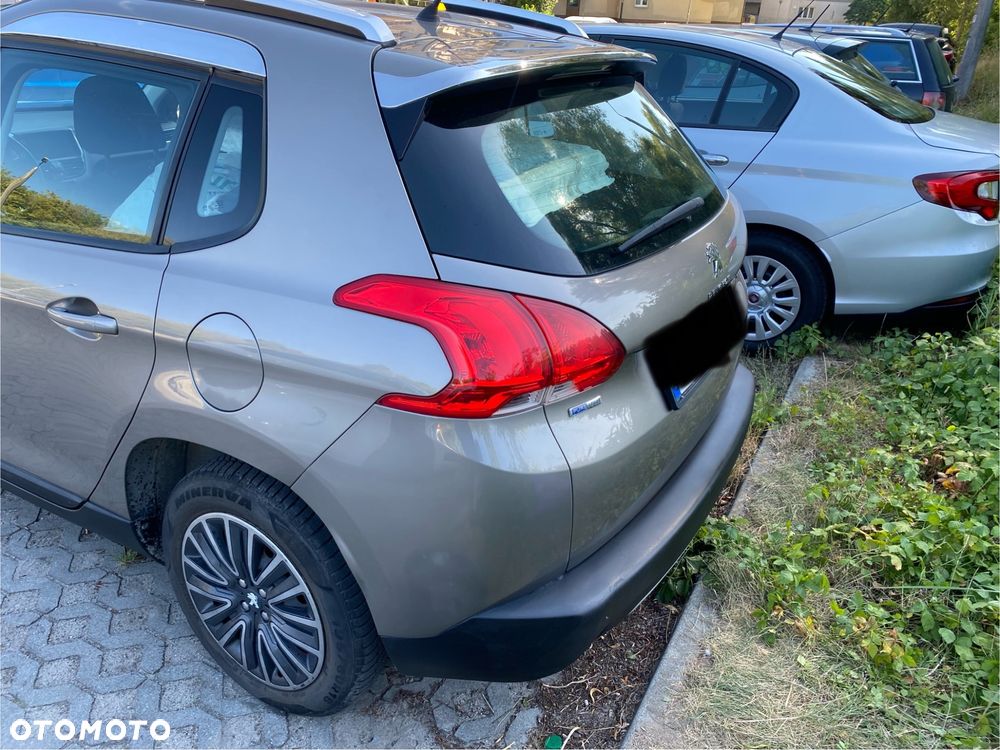 Peugeot 2008 PureTech 110 Stop&Start Style - 6