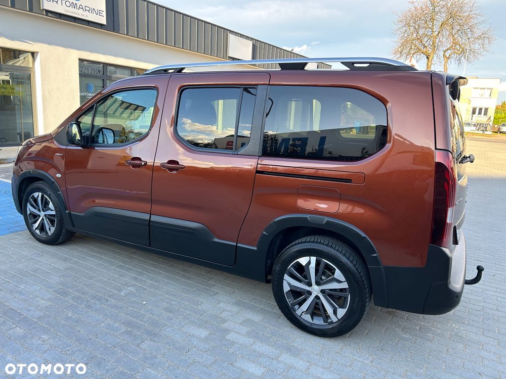 Peugeot Rifter - 15
