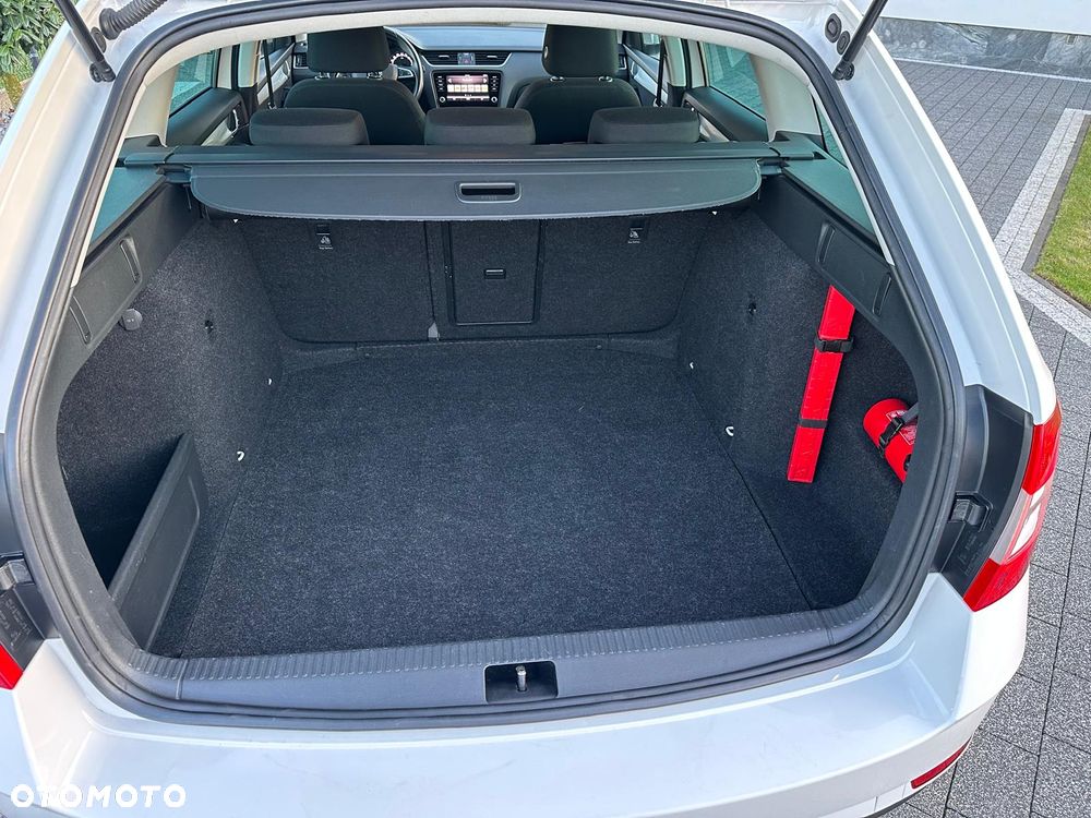 Skoda Octavia 1.6 TDI Ambition - 34