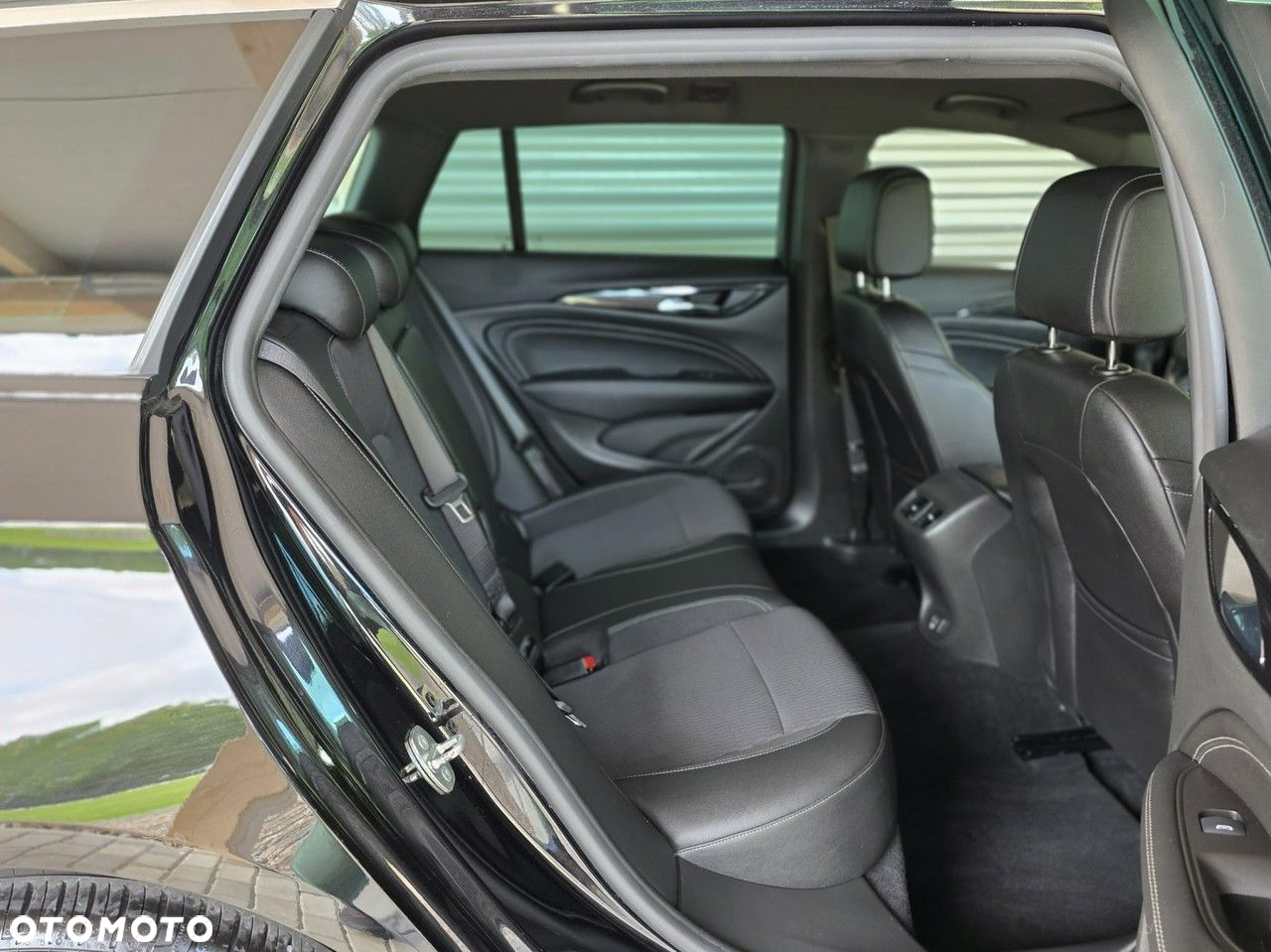 Opel Insignia 1.5 T Innovation S&S - 18