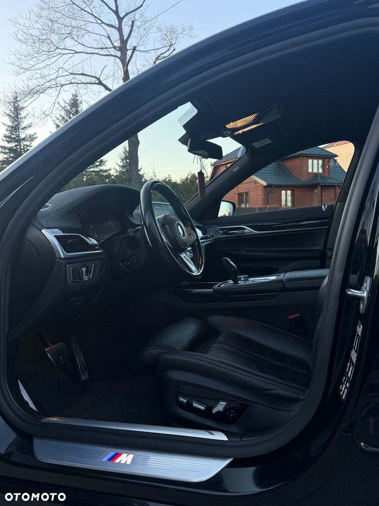 BMW Seria 7 730Ld xDrive mHEV - 15