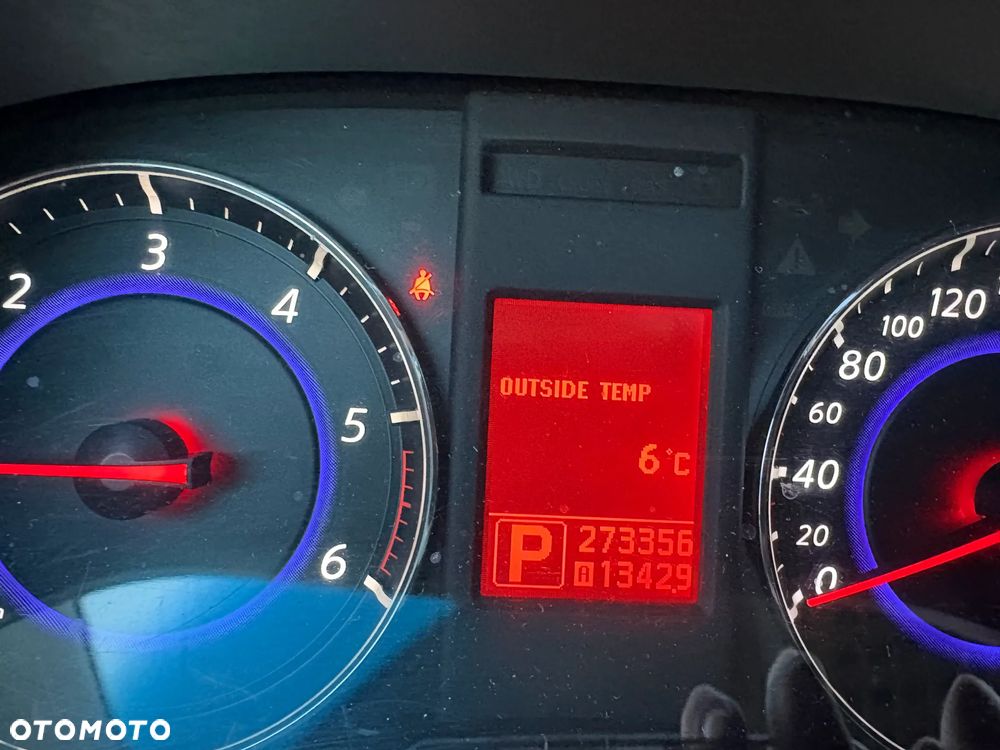 Infiniti FX FX30d GT Premium - 15